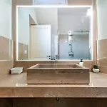 Vittoria Luxury House 4*
