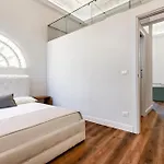 Vittoria Luxury House