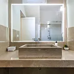 B&B Vittoria Luxury House 레체
