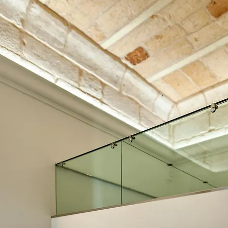 Vittoria Luxury House Bed & Breakfast 4*