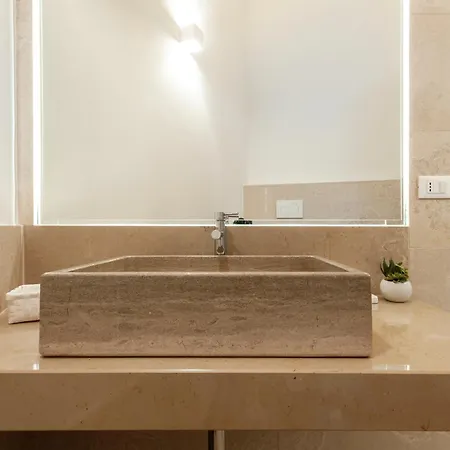 Vittoria Luxury House