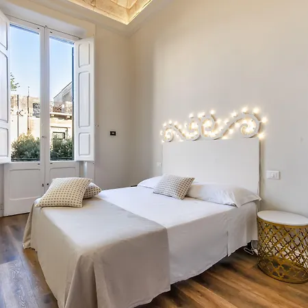 Bed & Breakfast Vittoria Luxury House