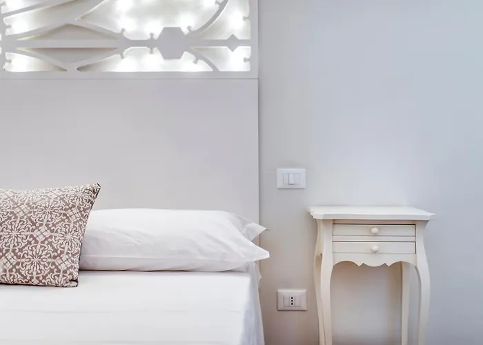Vittoria Luxury House 4* 레체