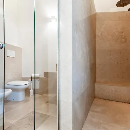 Oda ve Kahvaltı Vittoria Luxury House Lecce