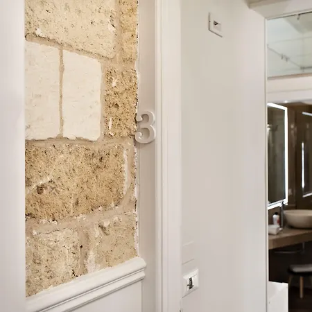 Vittoria Luxury House 4* Lecce